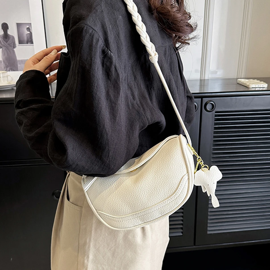 Модные маленькие кожаные сумки-слинги через плечо, женская дизайнерская сумка 2023 года, роскошная брендовая сумка подмышками, женская сумка-мессенджер Изображение 4