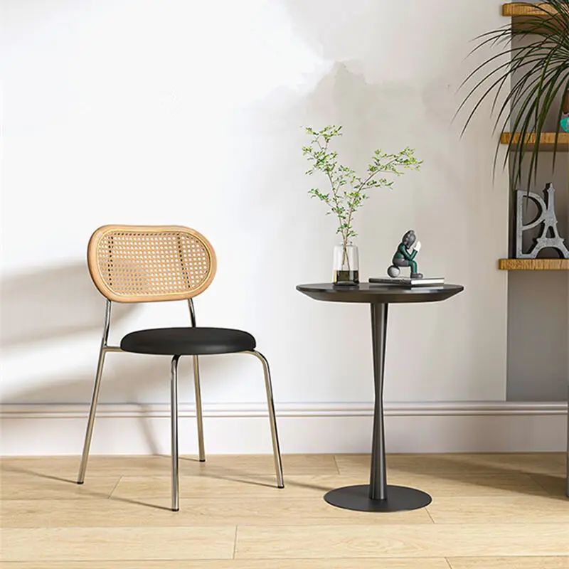 Скандинавское Кафе, Кованое кресло для отдыха, кресло для макияжа в спальне, обеденный стул со спинкой из ротанга и цельного дерева Muebles Изображение 0