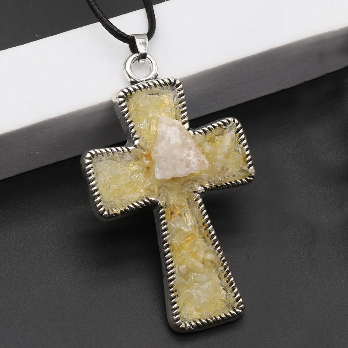 1шт Натуральный камень, полудрагоценный Цветной кристалл, высококачественная подвеска в виде креста, кожаное веревочное ожерелье в подарок Изображение 2