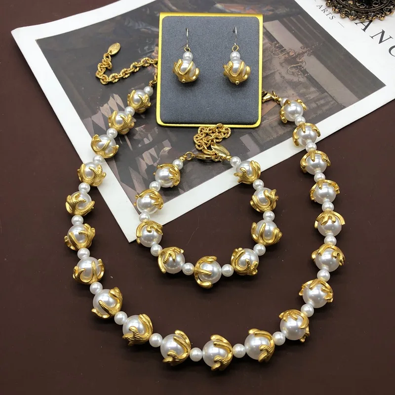 Классический комплект украшений с жемчужным ожерельем в стиле барокко, подарок для дамской банкетной вечеринки, свадебное жемчужное ожерелье, серьги Изображение 0